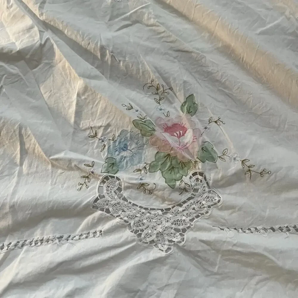 Vintage White Pastel Floral Full Duvet Cover Battenburg Lace Cutouts 100% Cotton